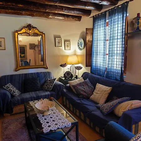 Casona De La Tauna Sos del Rey Católico