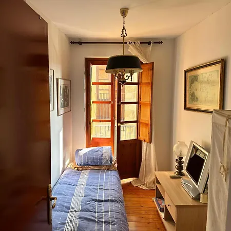 Nyaraló Casona De La Tauna *